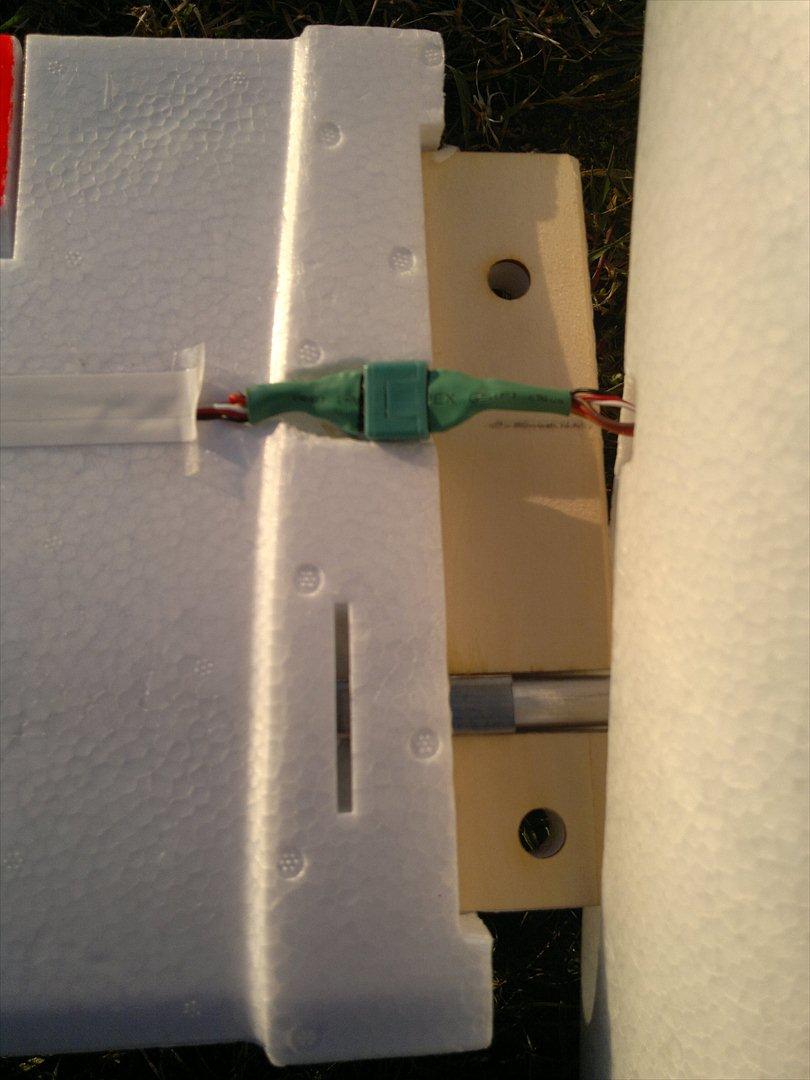 Fly Diamond 2500 - servo stik billede 17