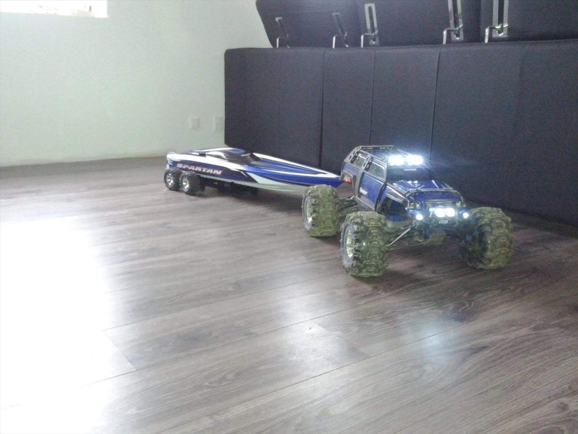 Bil traxxas summit billede 2