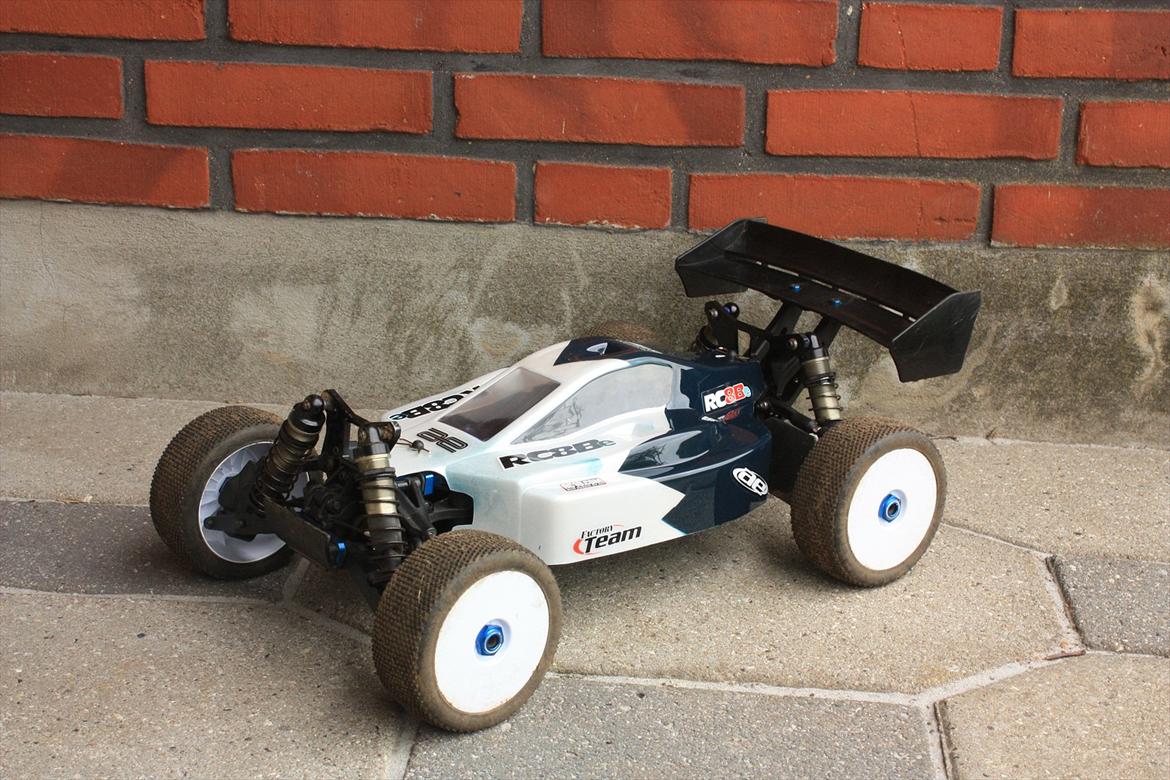 Off-Roader Team Associated RC8Be FT billede 2