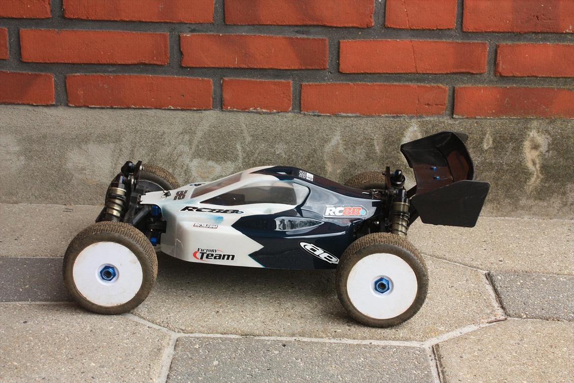 Off-Roader Team Associated RC8Be FT billede 3