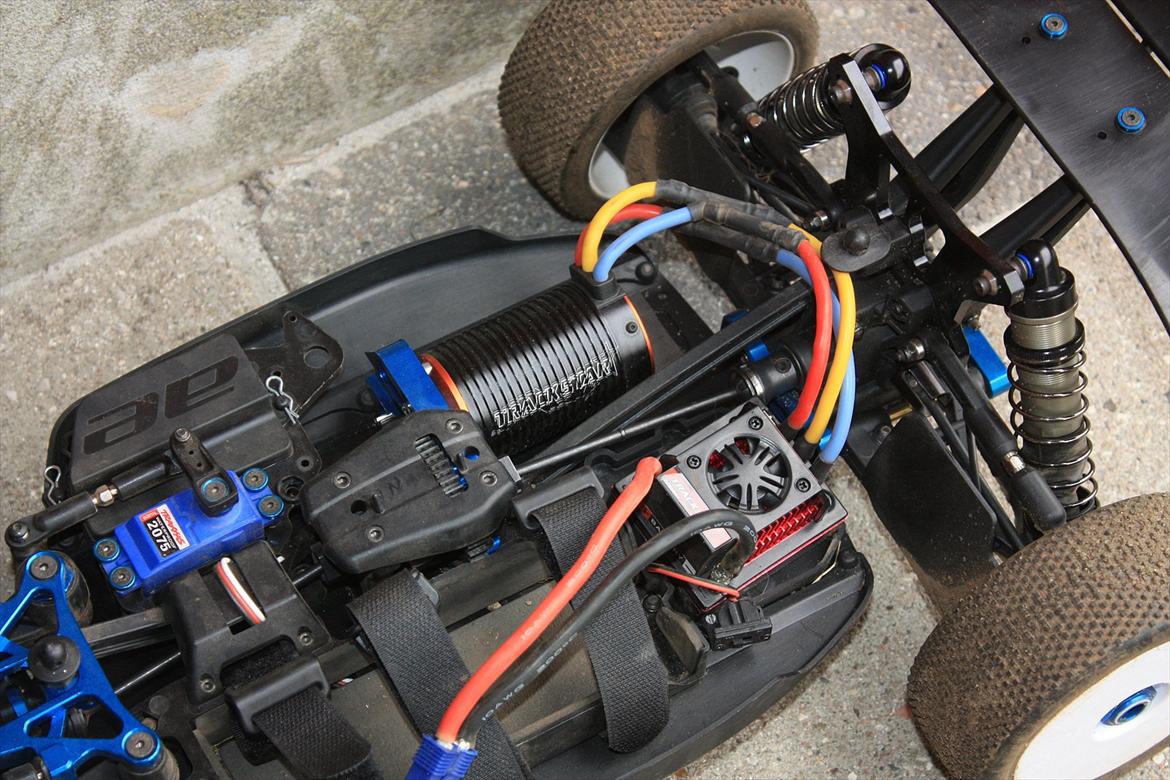 Off-Roader Team Associated RC8Be FT billede 7
