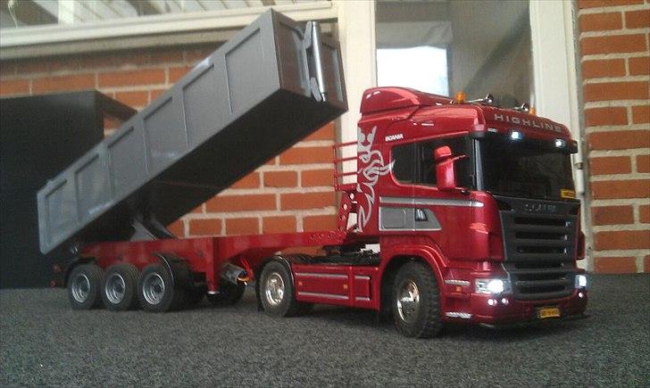 Lastbiler Scania R560 Highline Ta billede 1