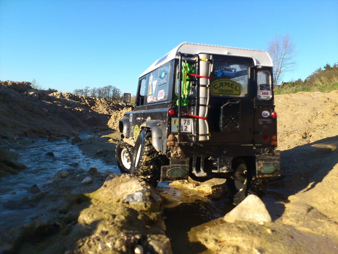 Off-Roader Defender D90   (Scx10) billede 20