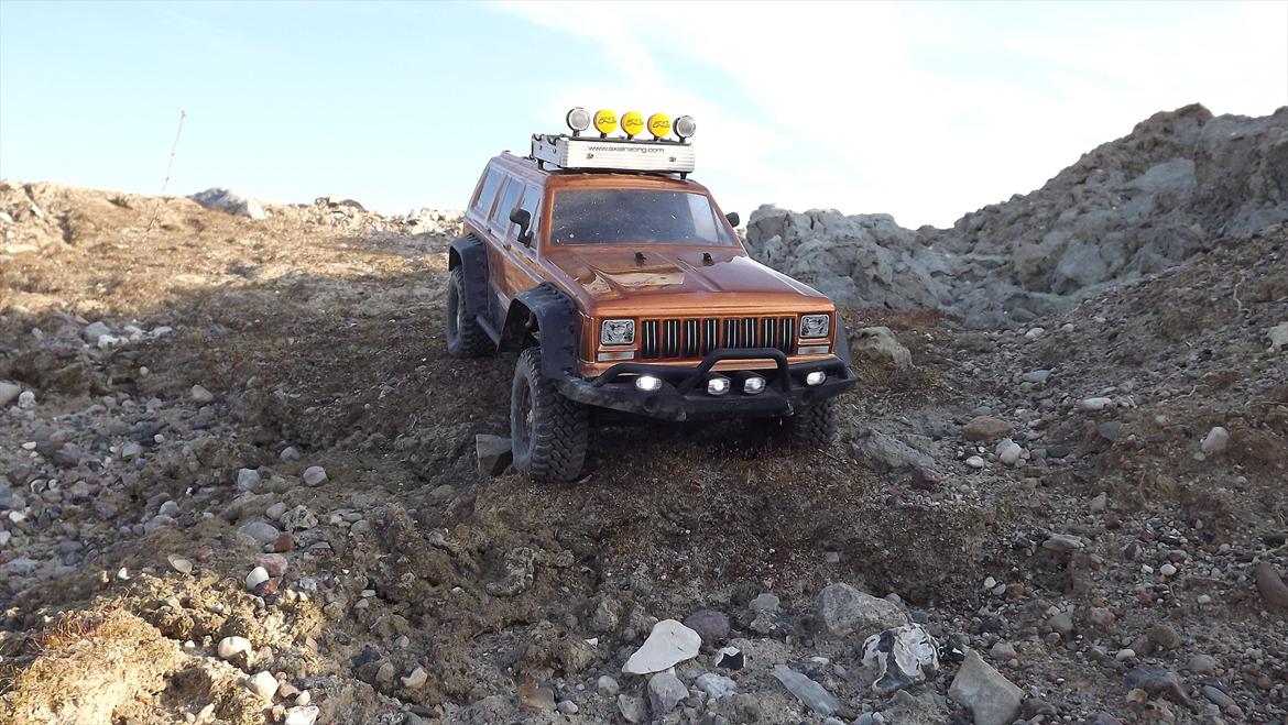 Off-Roader Jeep Cherokee - Axial SCX-10 billede 8