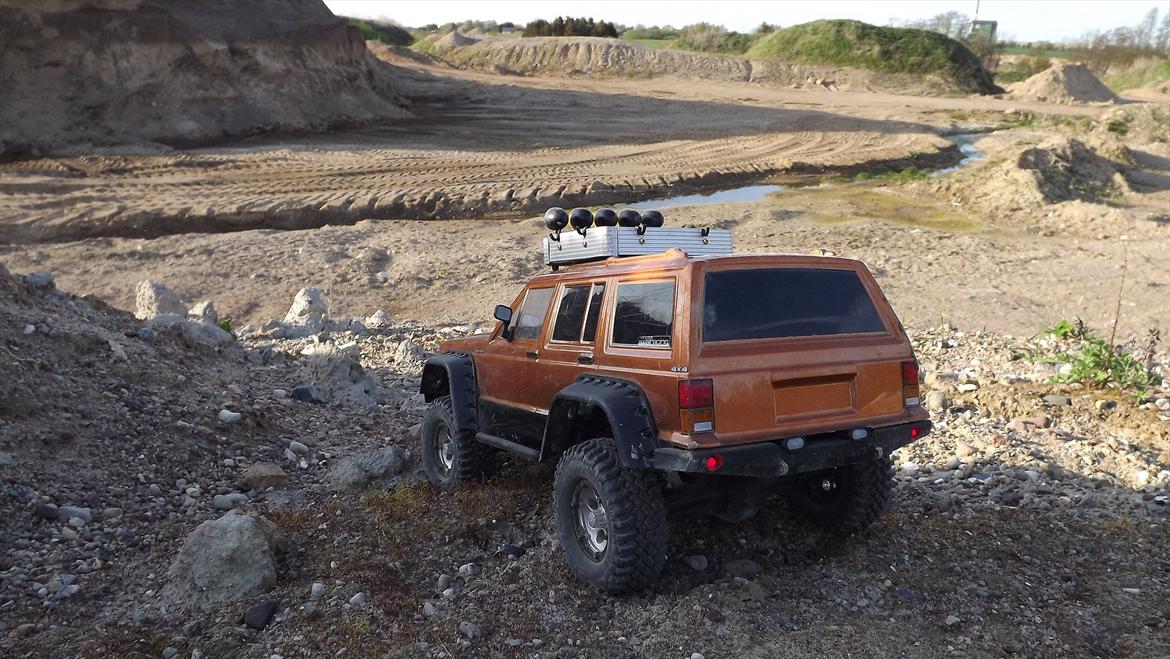 Off-Roader Jeep Cherokee - Axial SCX-10 billede 10