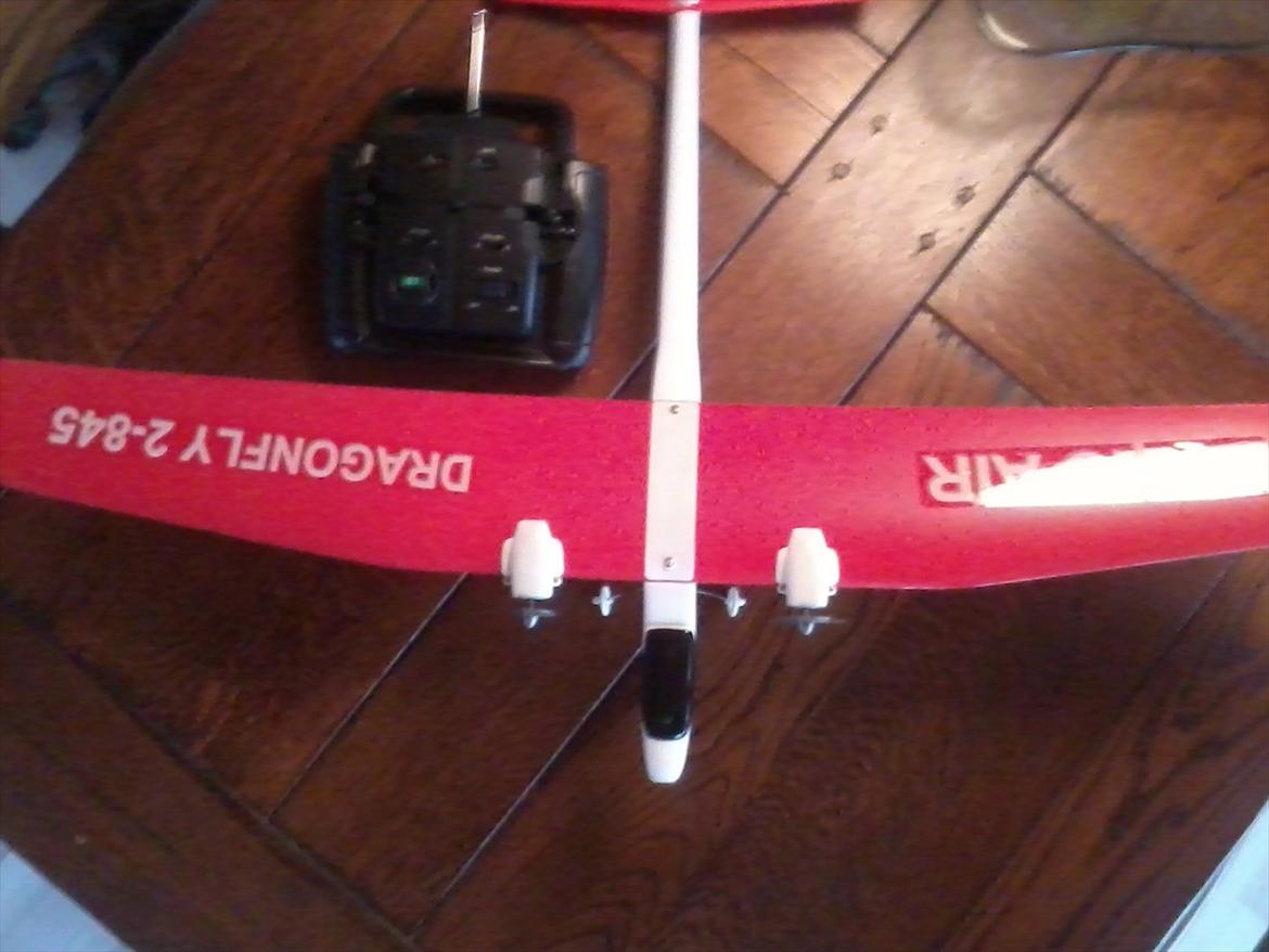 Fly karo air dragonfly 2-845- fløjet væk ?? - her ses den lige oppe fra.. den er ikke så stor. men tror det bliver sjov billede 7