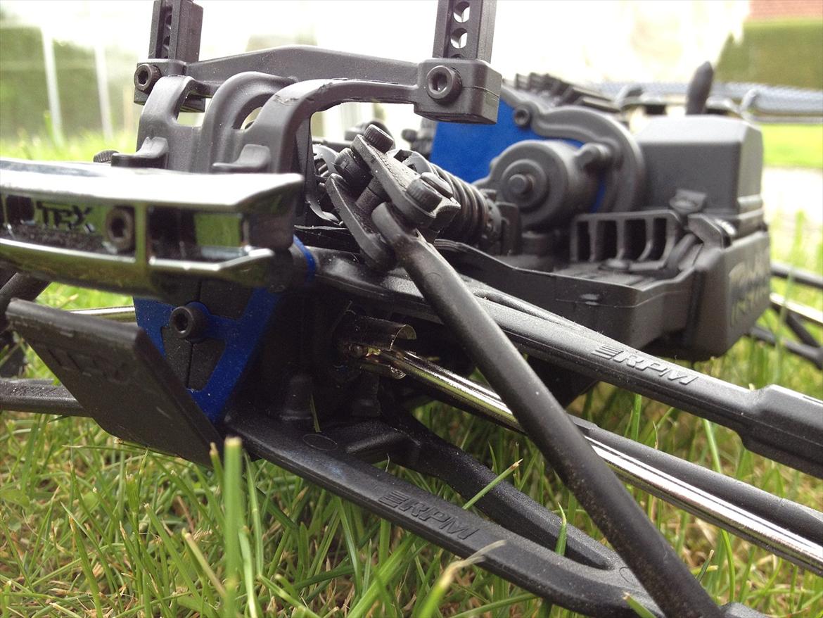 Bil E-Revo 1/16 VXL billede 10