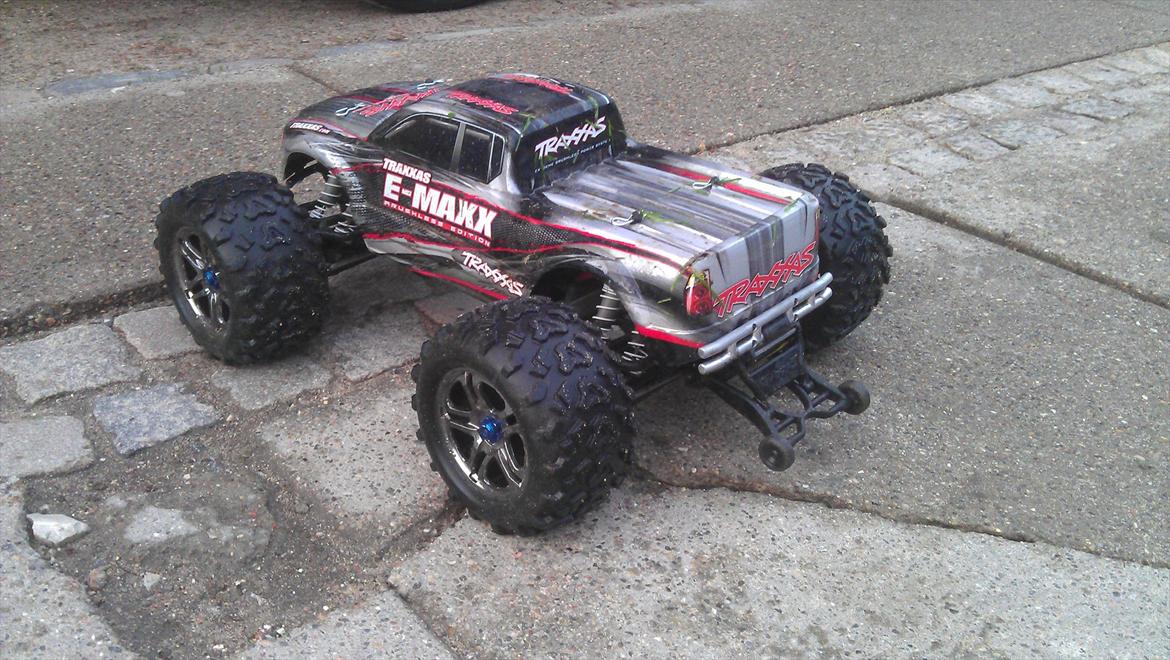 Truck Traxxas E-maxx BL billede 3