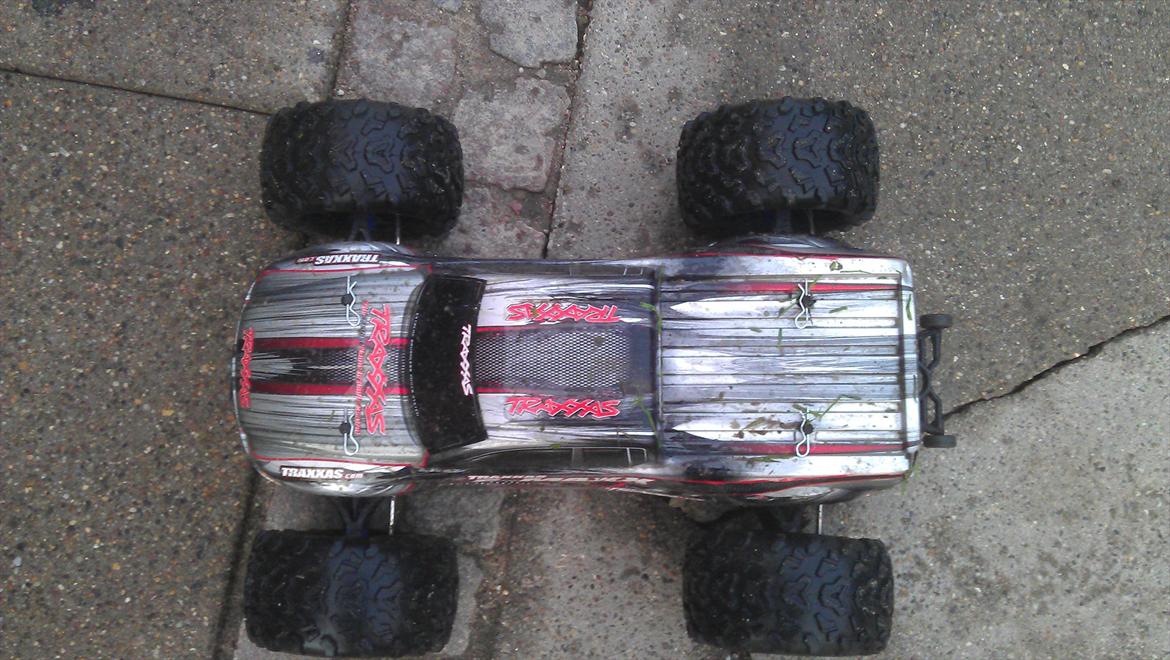 Truck Traxxas E-maxx BL billede 4