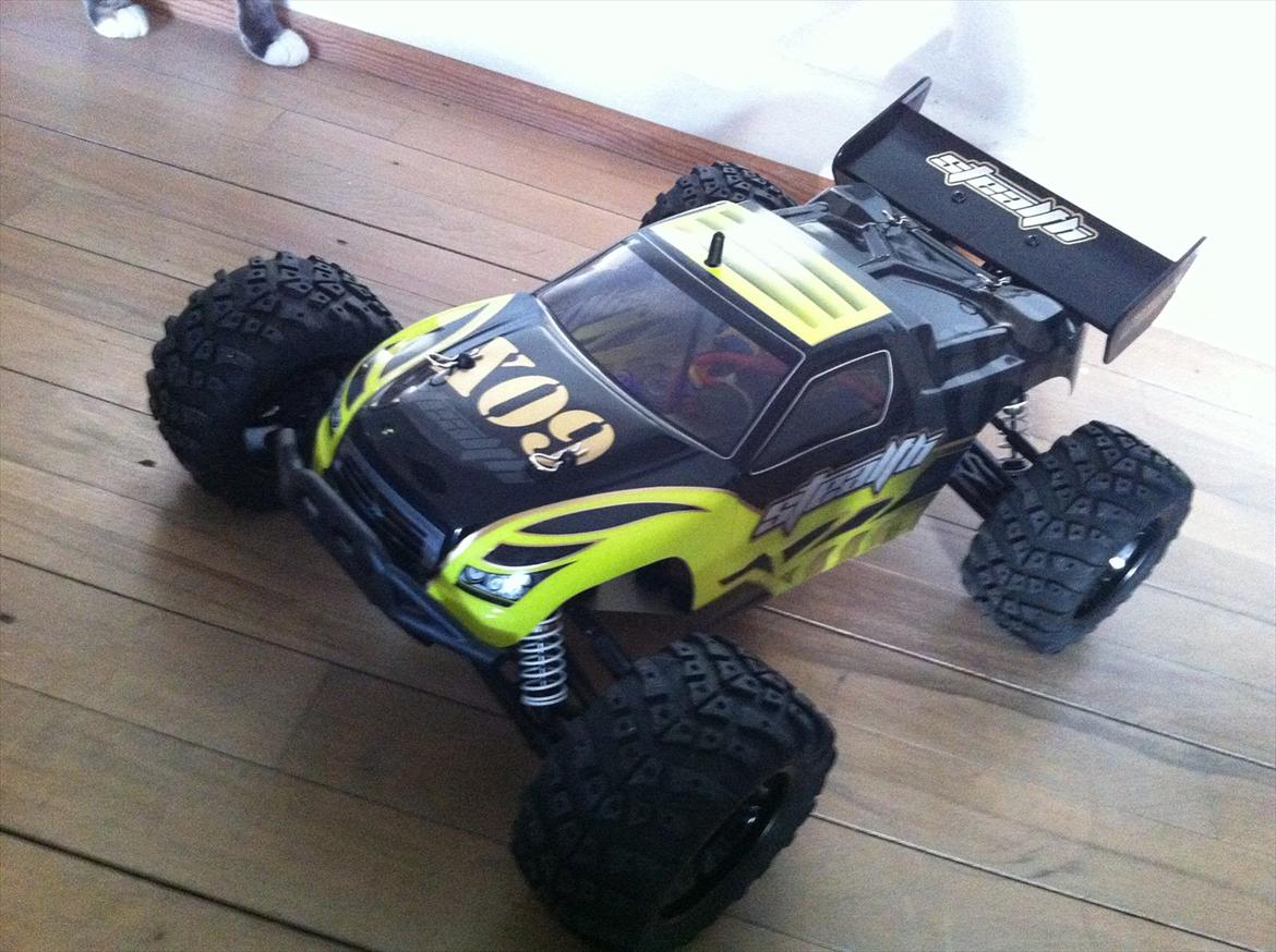 Off-Roader Stealth X09 Brushless 2.4 GHz - karosse da jeg fik den. billede 9