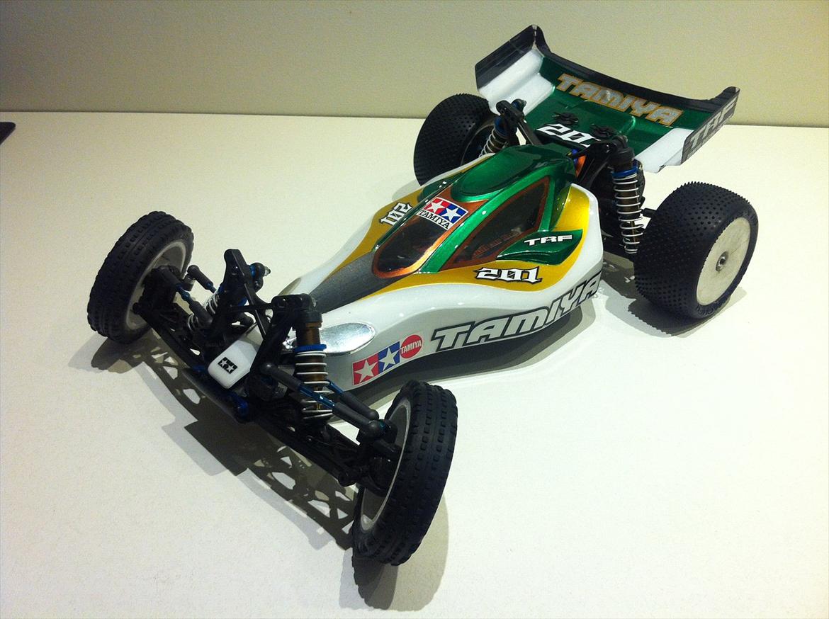 Buggy Tamiya TRF 201 - Malet af Dennis Hassing billede 1