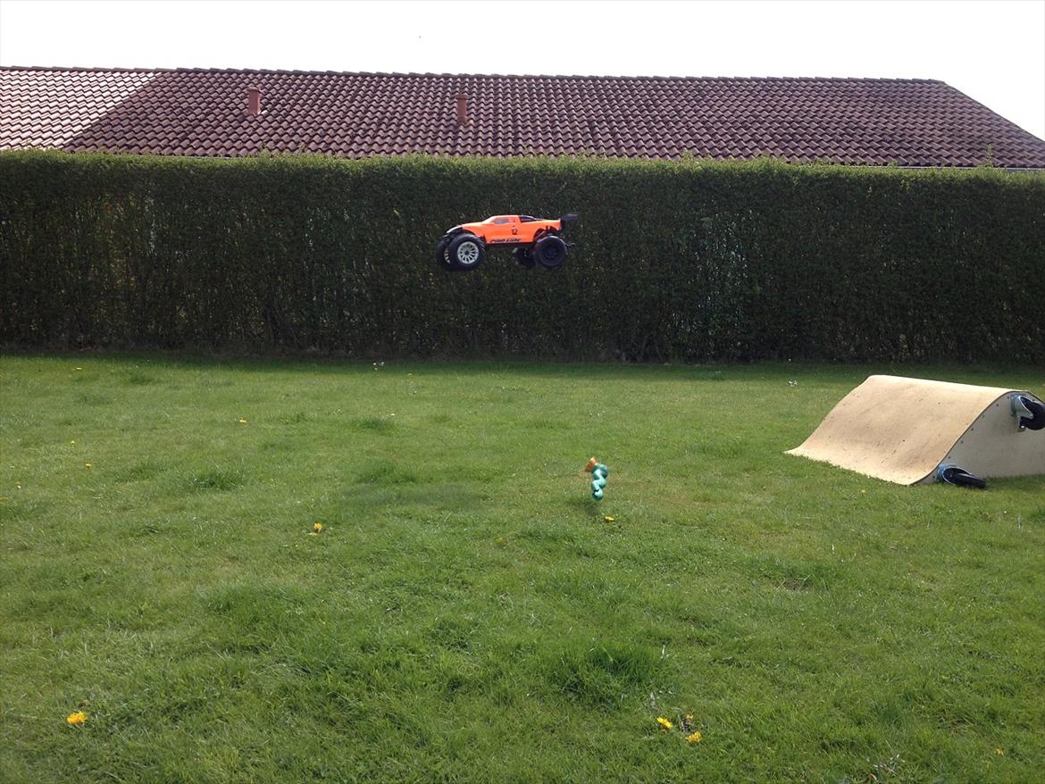 Off-Roader Traxxas E-Revo Brushless Edition billede 11