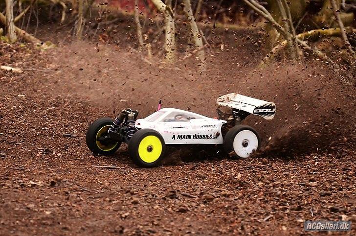 Buggy Xray XB 808 2011 specs Brushless billede 14