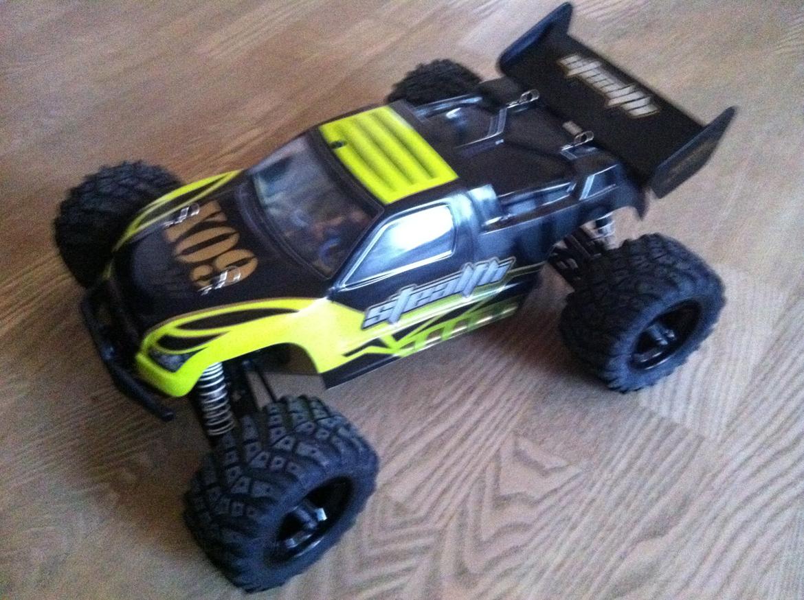 Off-Roader Stealth X09 Truggy 2.4GHz billede 3