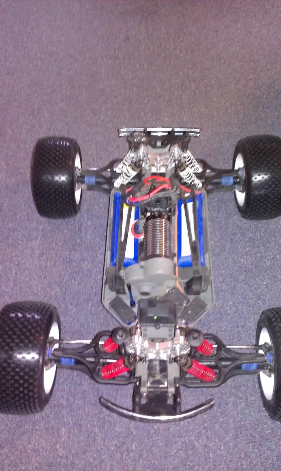 Bil Traxxas E-maxx Bl - så skulle der da alu på min E-maxx os. billede 9