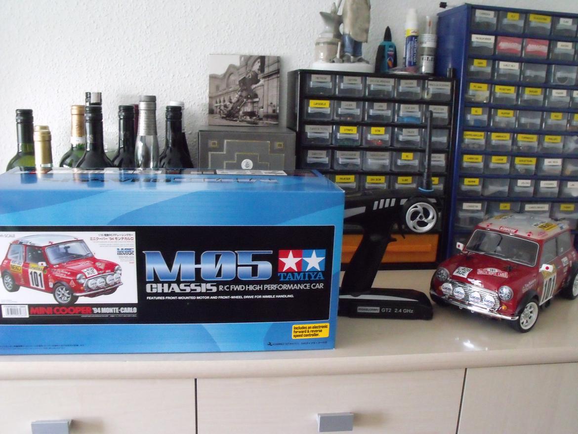 Bil Mini Cooper rally Tamiya M05. - Mini `en med kasse på reolen . billede 20