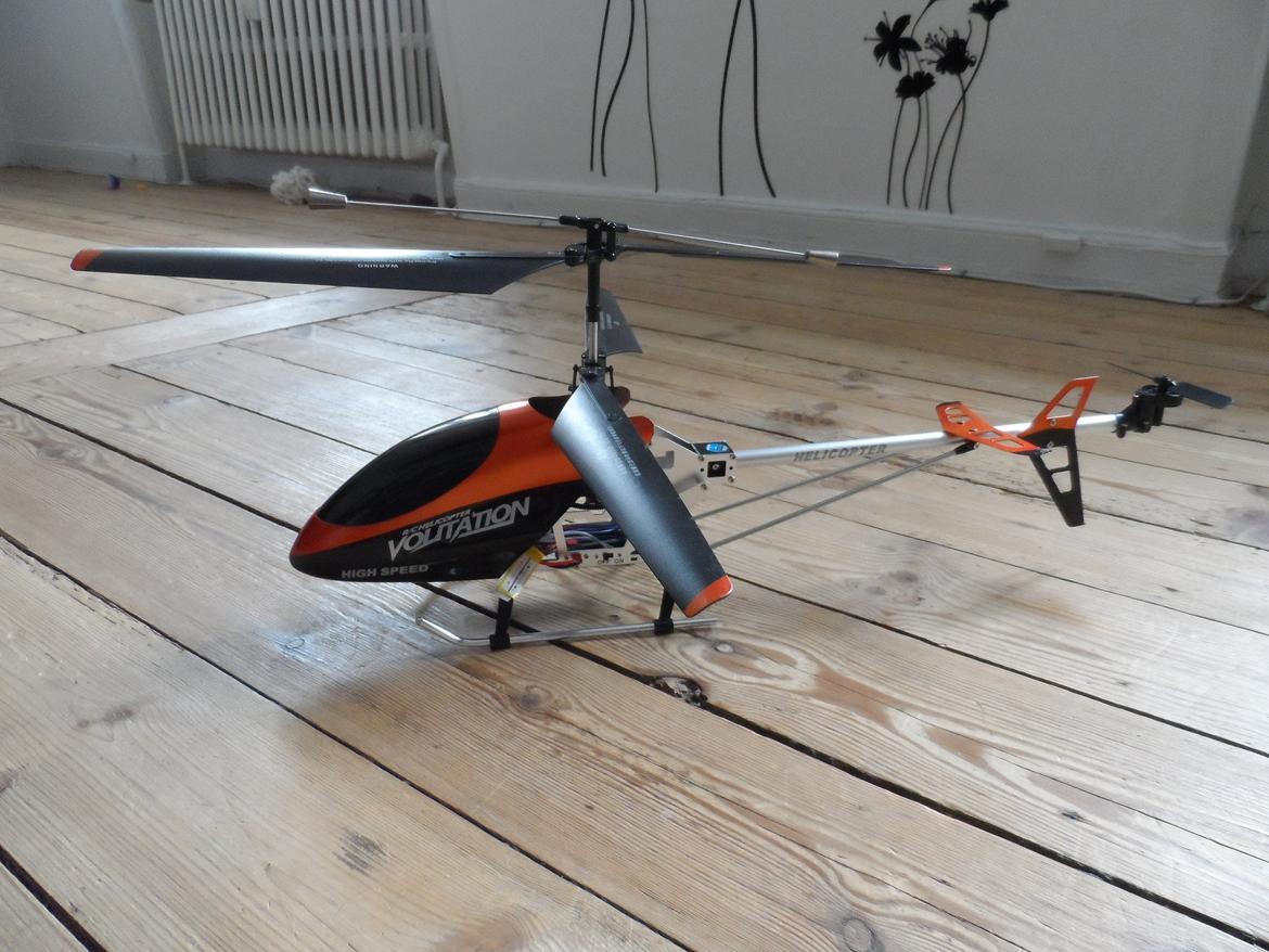 Helikopter Volitation (Givet væk) billede 1