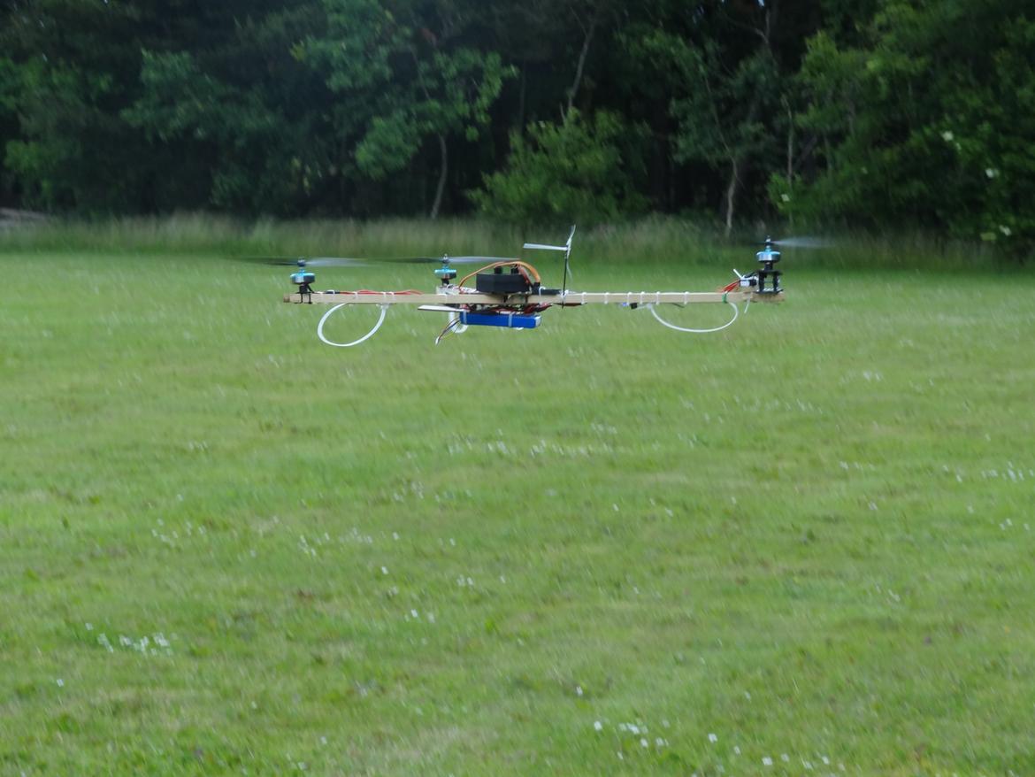 Multirotor Tricopter version 2,5 - et lille "hover" billede billede 3