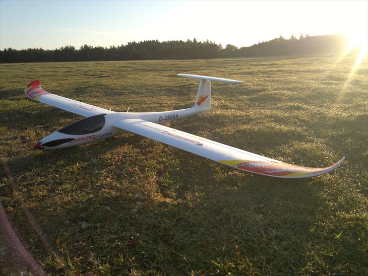 Fly Diamond 2500 - I morgen sol før jomfru flyvning billede 1