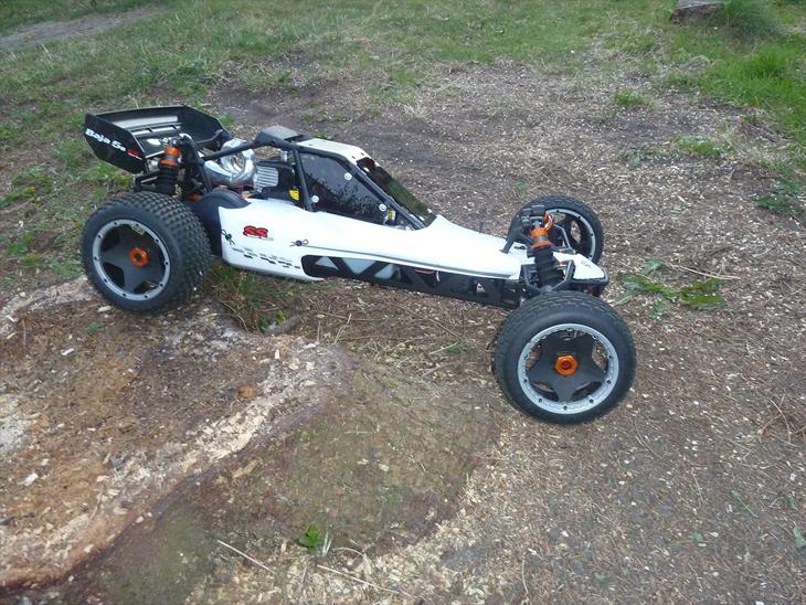 {{currentPhoto.altText}} billede {{currentPhoto.number}}