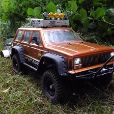Off-Roader Jeep Cherokee - Axial SCX-10