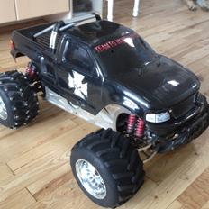 Bil FG monster truck