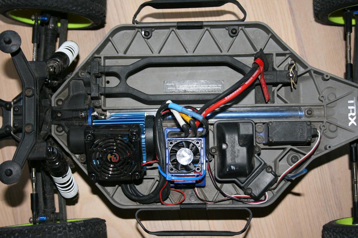 Bil Traxxas Slash 4x4 Ultimate 2.4 ghz - ser da ok ud og ja det virker bare godt så ingen motor der blir for varm mere billede 16