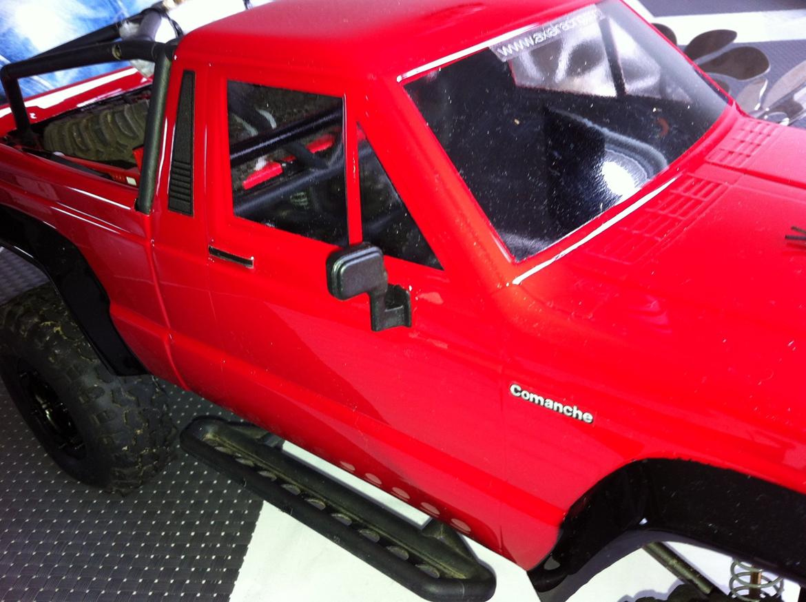 Off-Roader Axial SCX10 Jeep Comanche billede 10