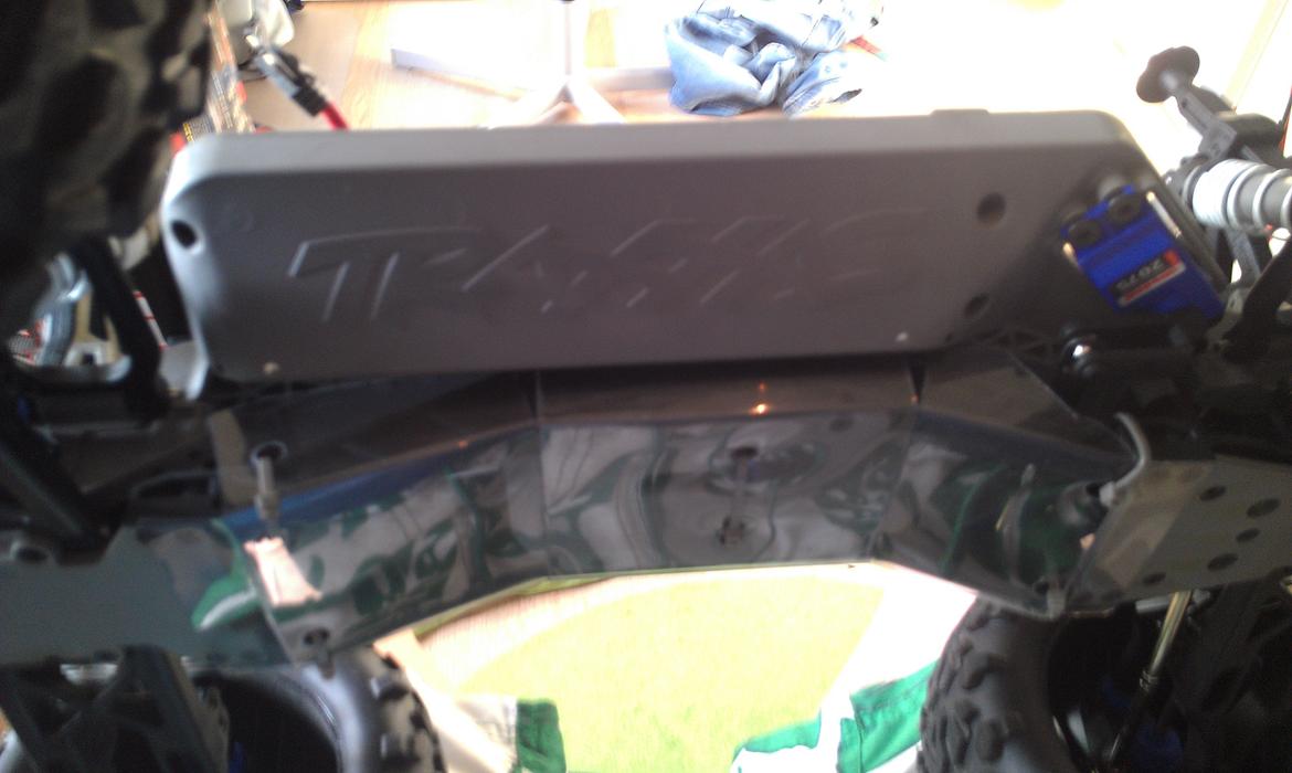 Off-Roader E-Maxx Brushless billede 11