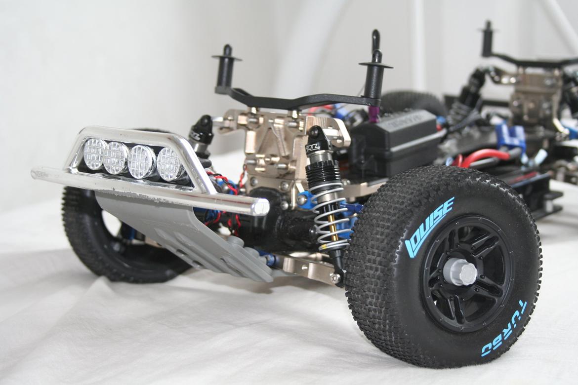 Truck T-RCE Slash 4x4 "my specs" billede 4