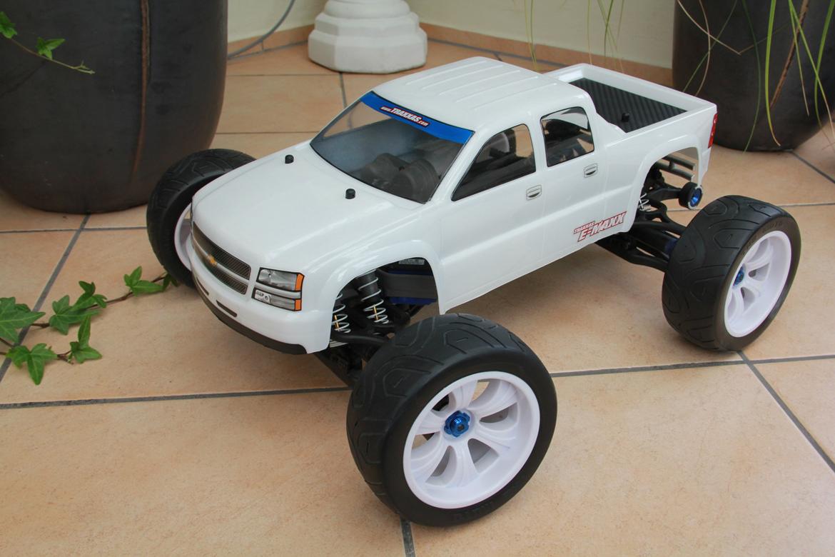 Off-Roader Traxxas E-Maxx billede 1