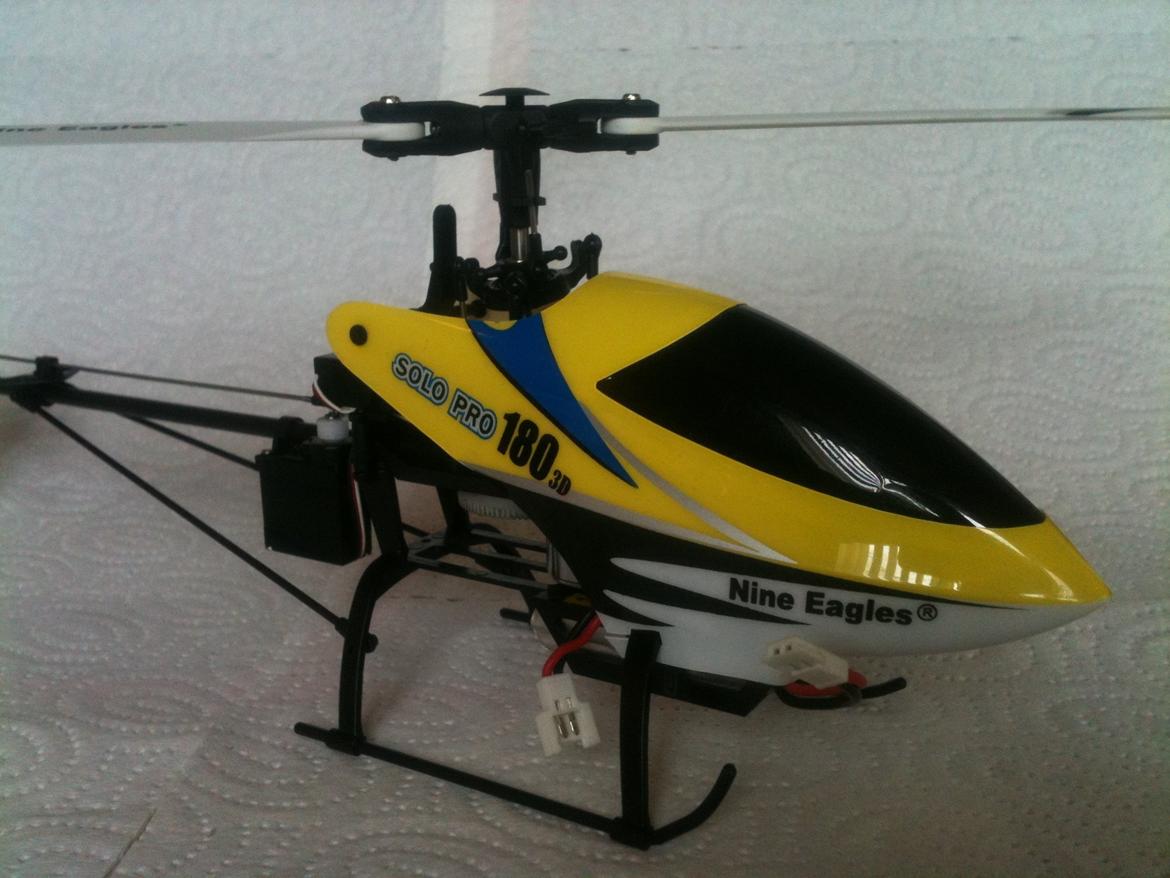 Helikopter Nine Eagle Solo Pro 180 D 3D 3G billede 1