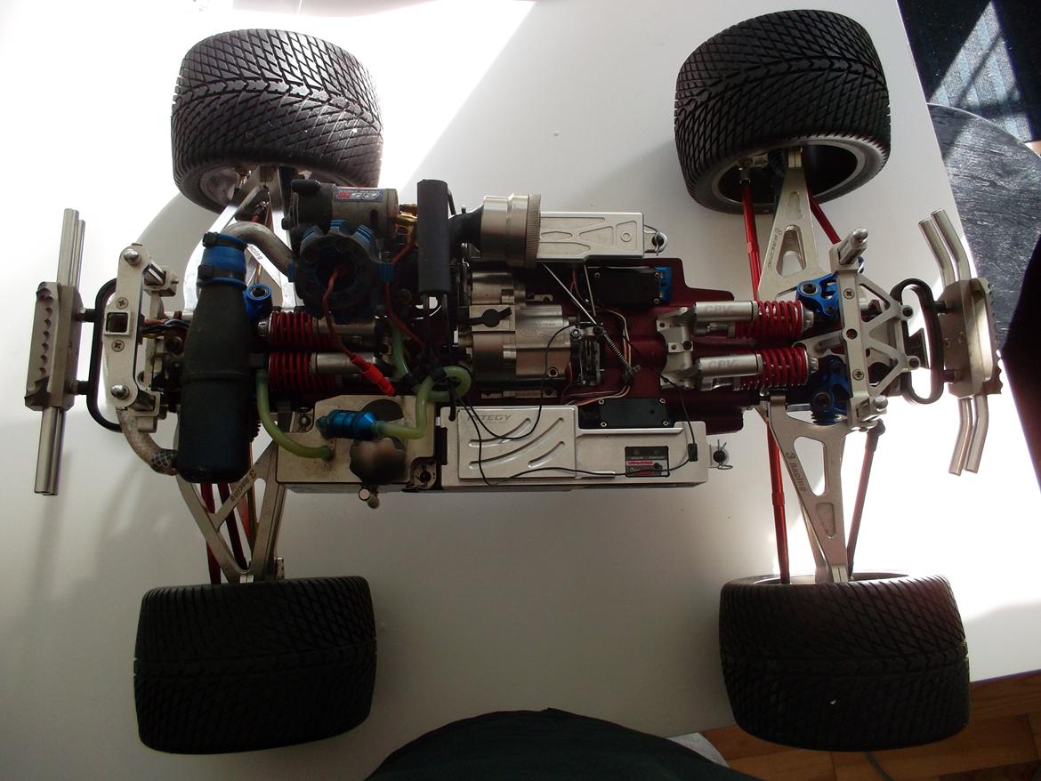 Off-Roader Traxxas revo 3.3 billede 6