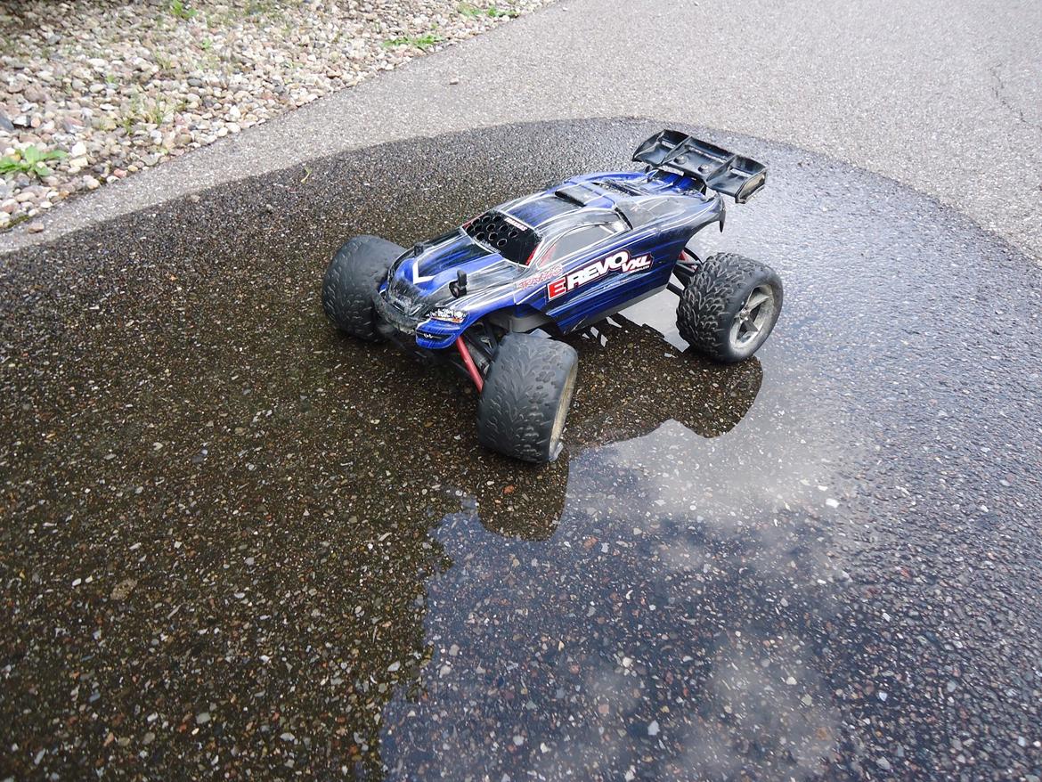 Bil traxxas E-revo vxl solgt billede 1