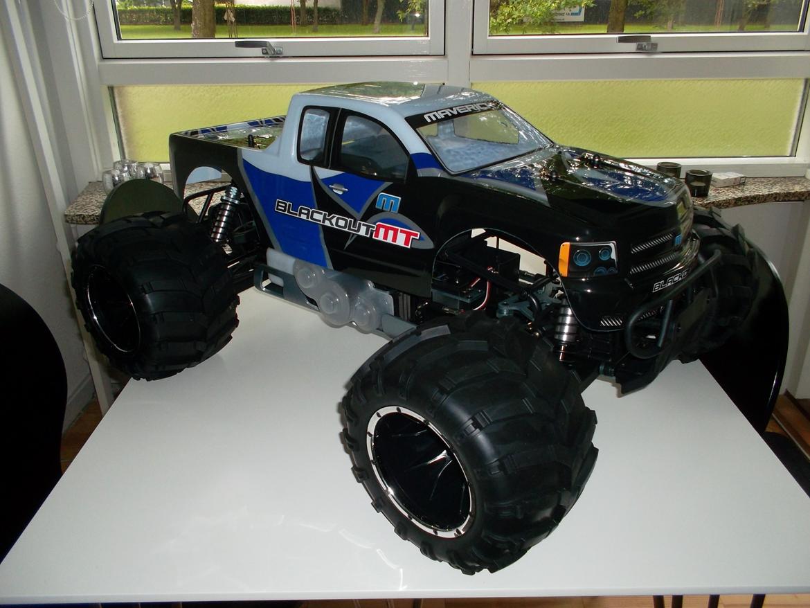 Off-Roader Maverick Blackout MT billede 1