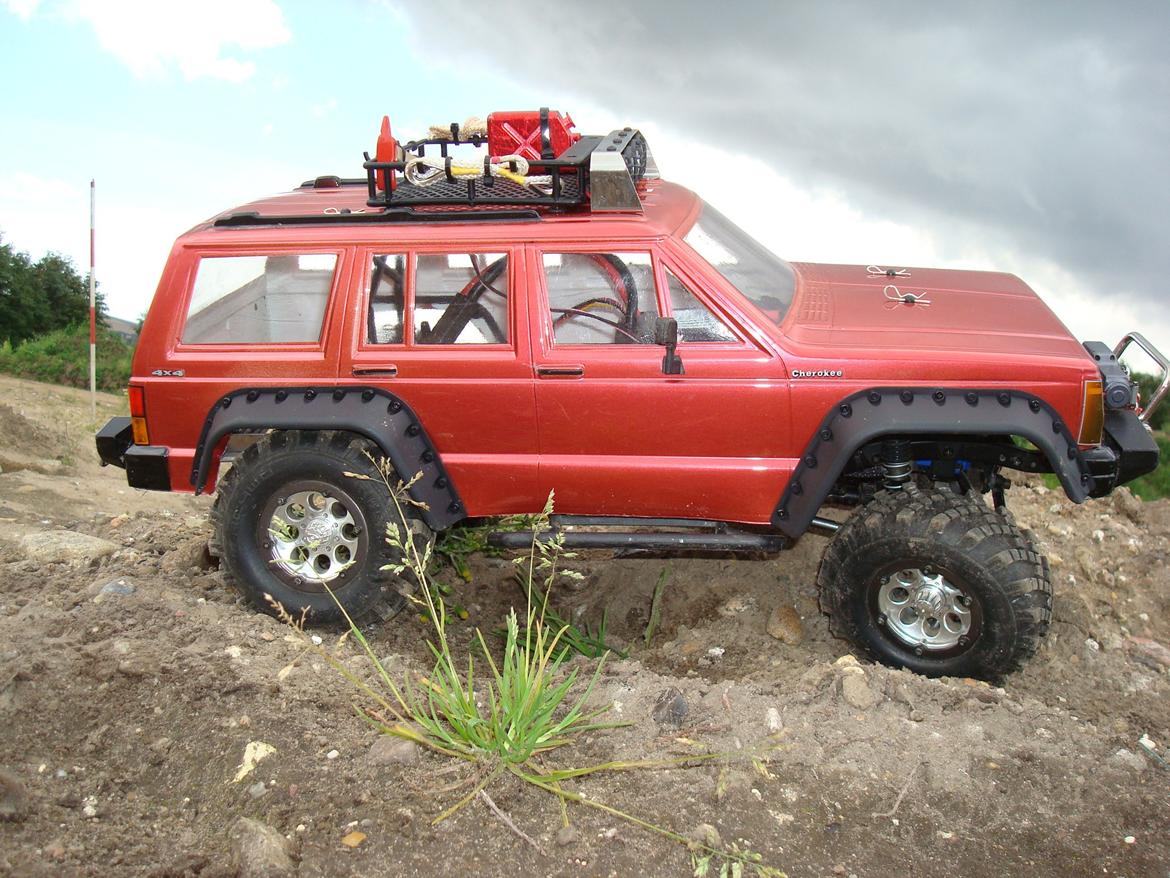Off-Roader Axial SCX-10 Jeep Cherokee billede 11