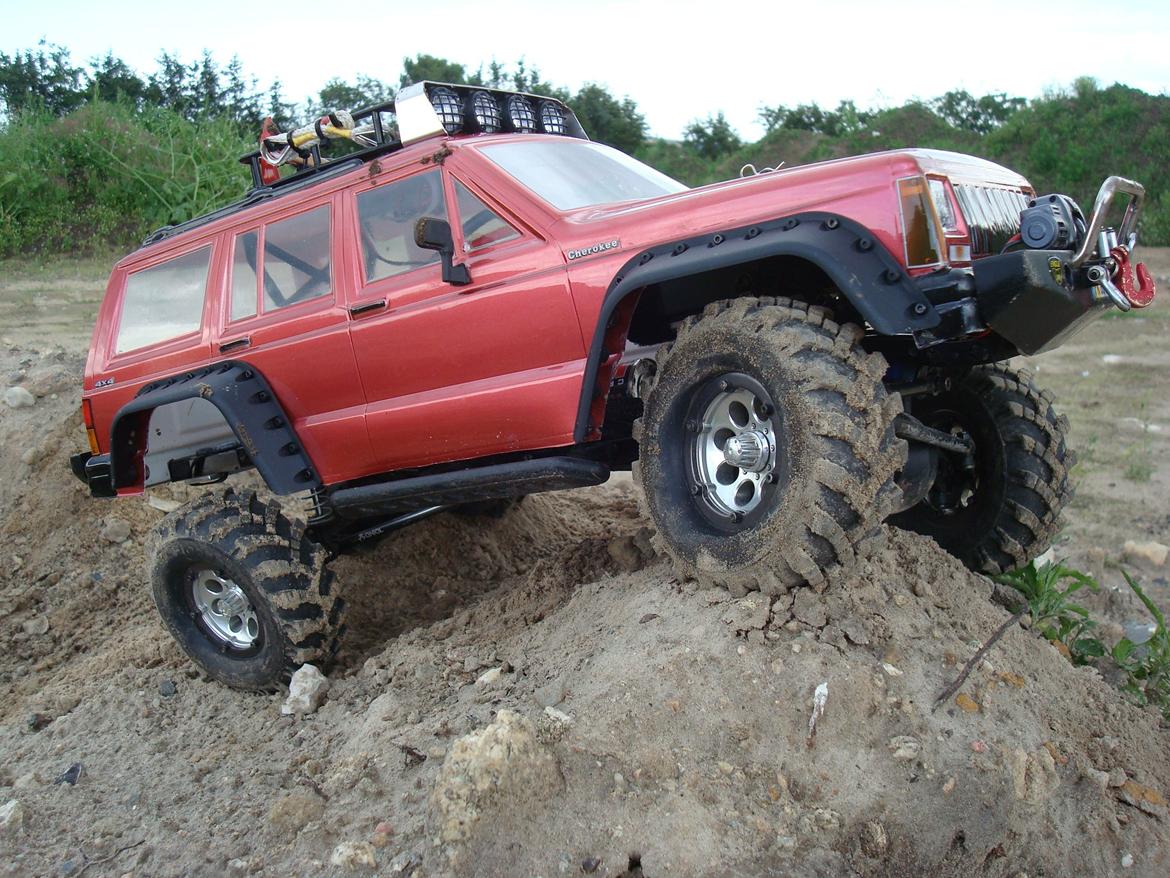 Off-Roader Axial SCX-10 Jeep Cherokee billede 18