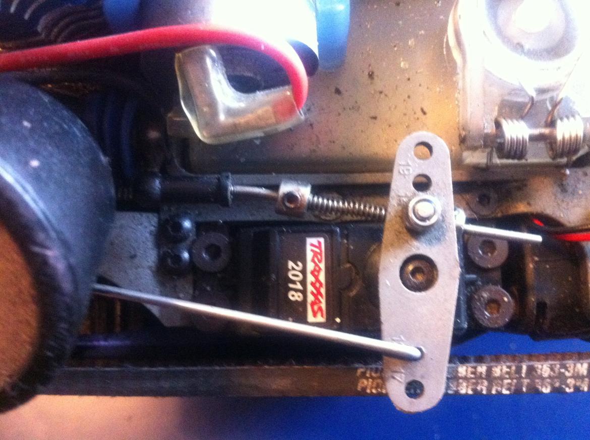 Bil traxxas Nitro 4-Tec 3.3 4WD 2,4Ghz billede 2