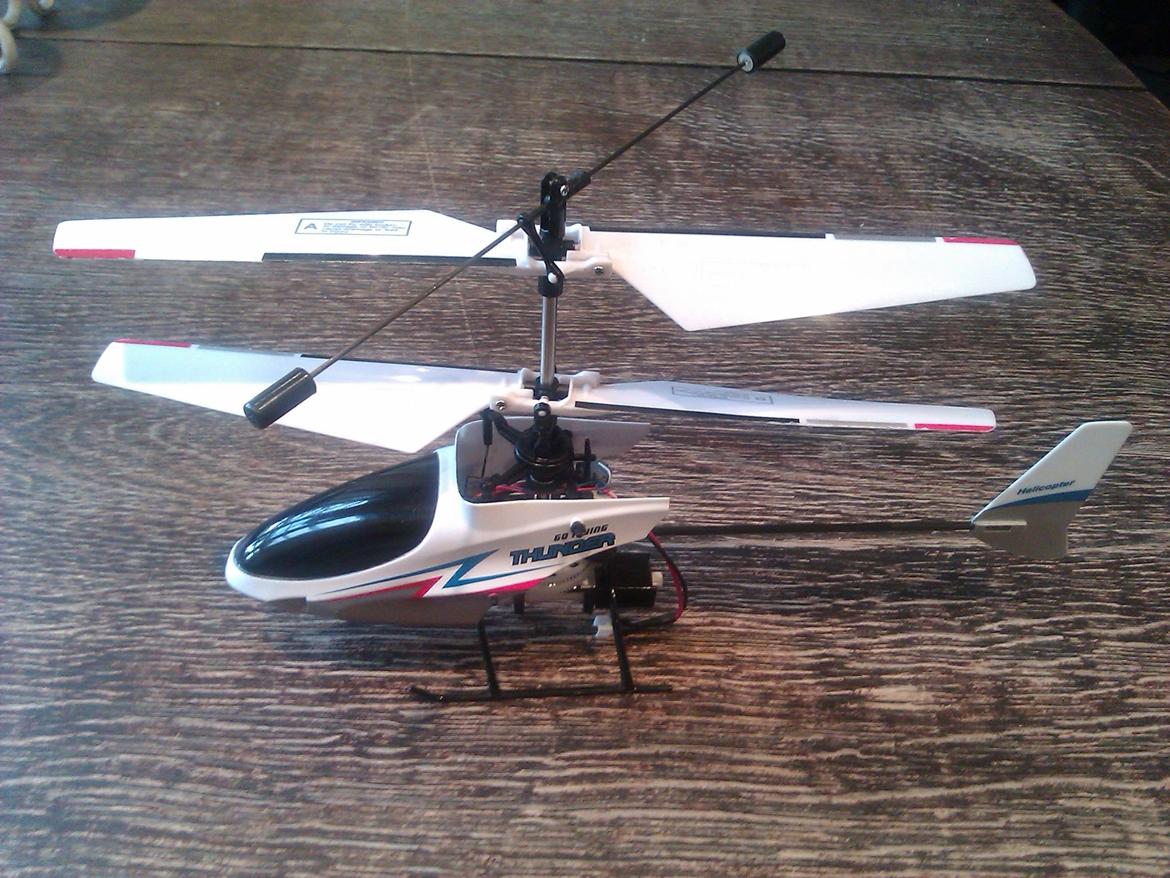 Helikopter e-flight thunder billede 2