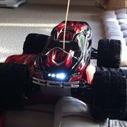 Off-Roader Traxxas E-Maxx