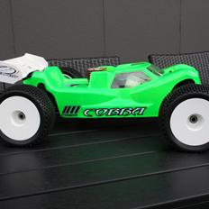 Off-Roader Serpent 811 Truggy