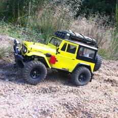 Off-Roader Axial TCS X-trail custom
