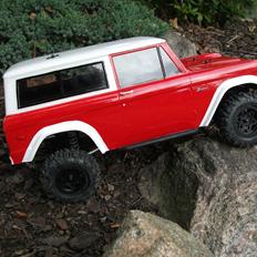 Off-Roader Axial SCX10 Ford Bronco 1973
