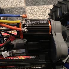 Off-Roader Traxxas E-Maxx