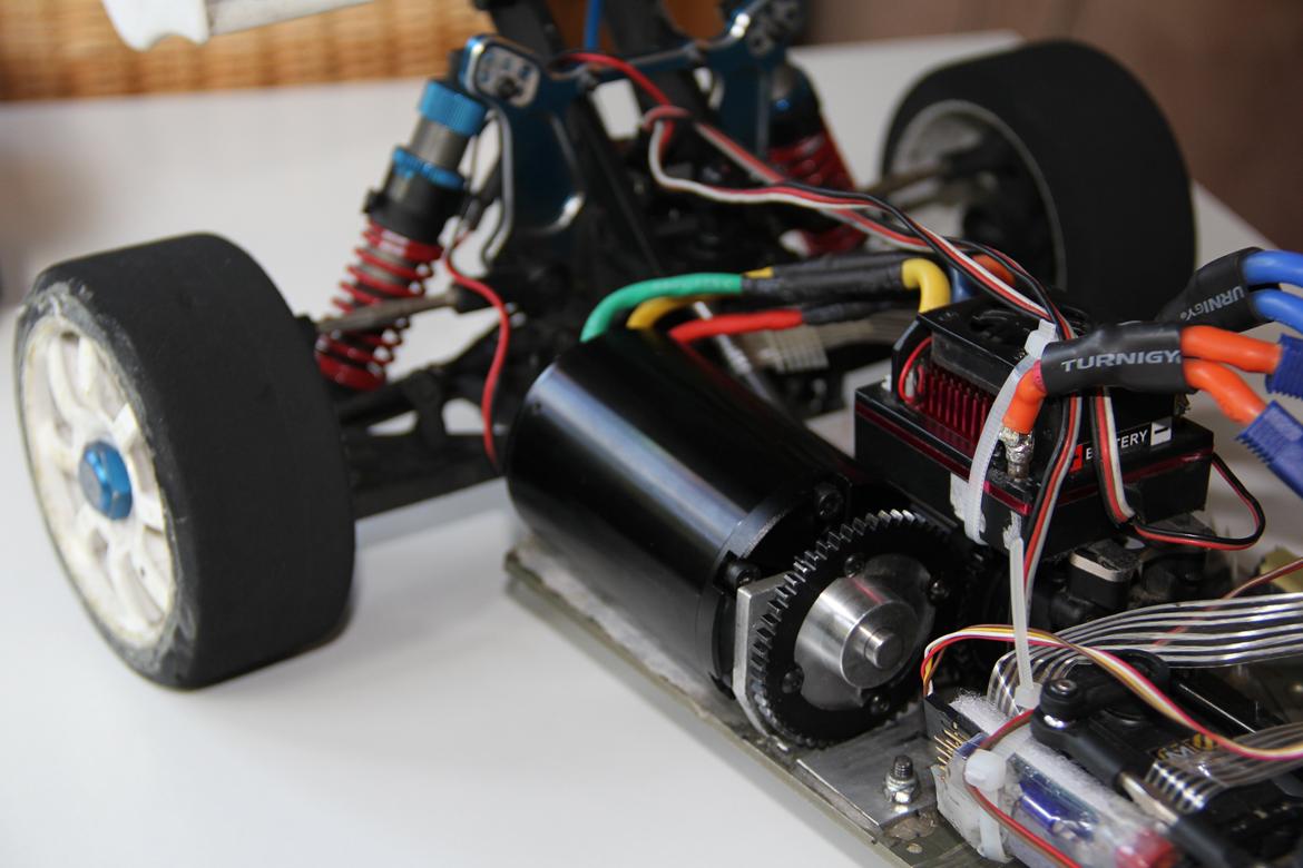 Buggy DK's Hurtigeste 6cells buggy - TP klon 56Dia82lang 1700kv 8mm aksel 6poler med 51tands pinion.  billede 17