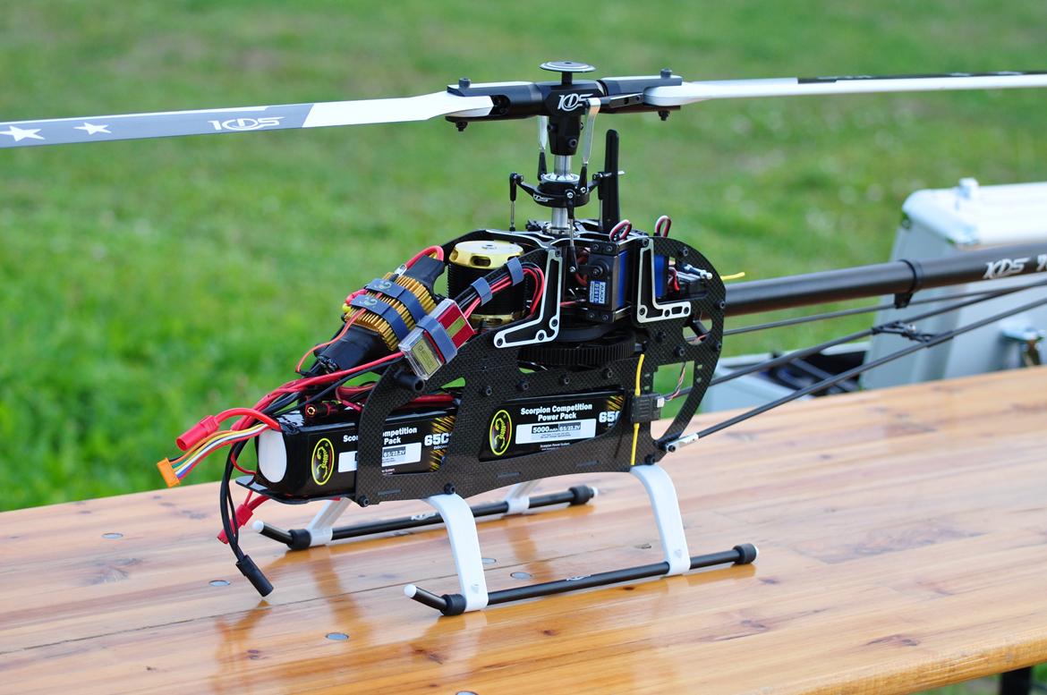 Helikopter KDS innova 700V2 billede 3