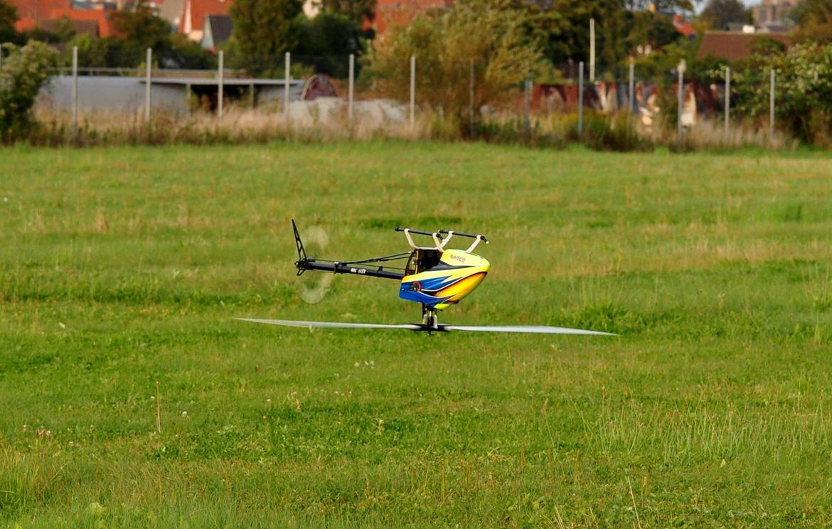 Helikopter KDS innova 700V2 billede 6