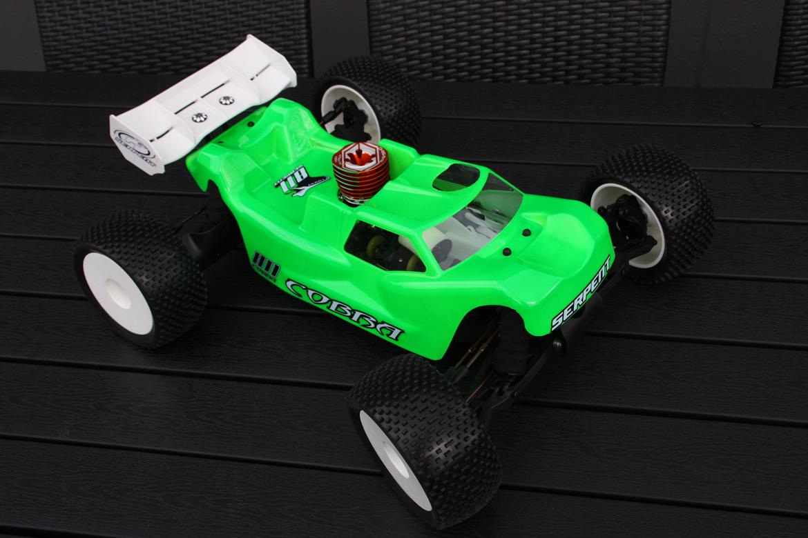 Off-Roader Serpent 811 Truggy billede 3