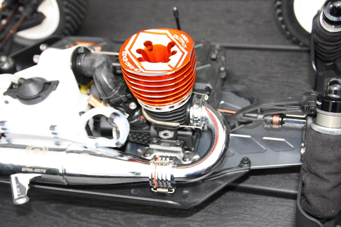Off-Roader Serpent 811 Truggy billede 8