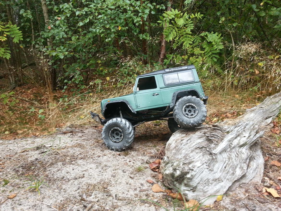 Off-Roader axial scx 10 land rover billede 8